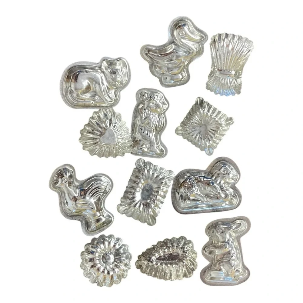 Fox Run Chocolate Candy Molds In Original Tin  Animals & Candy Shape 12 Pc Set